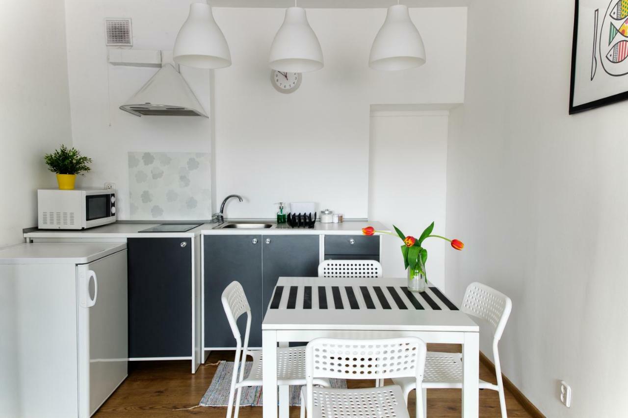 Apartamento Kamienica Uniejów Exterior foto
