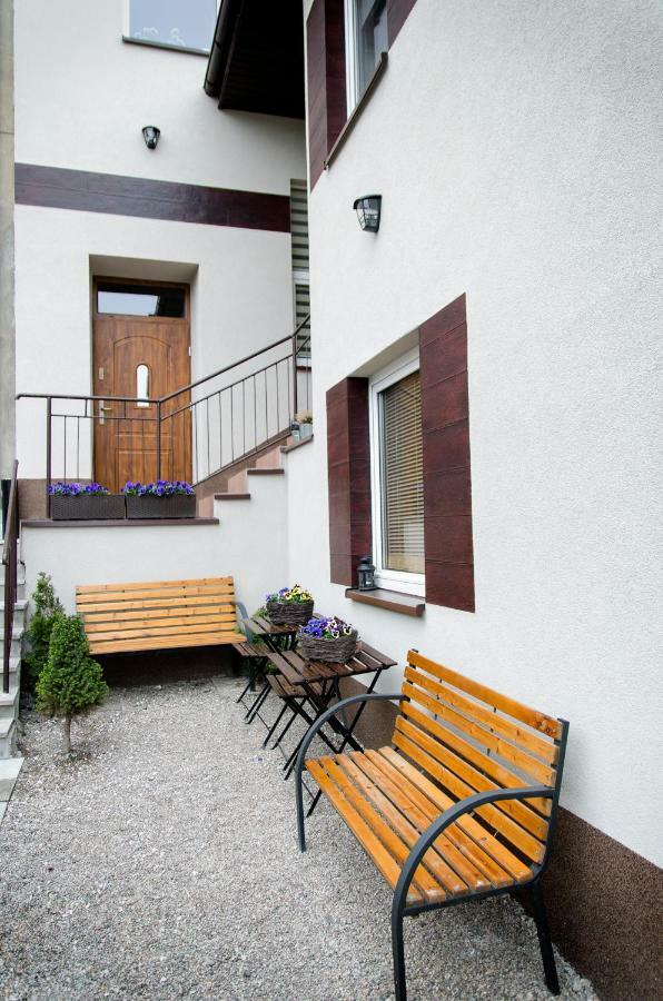 Apartamento Kamienica Uniejów Exterior foto